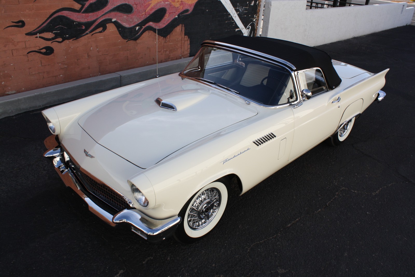 Ford Thunderbird 1957 Convertible