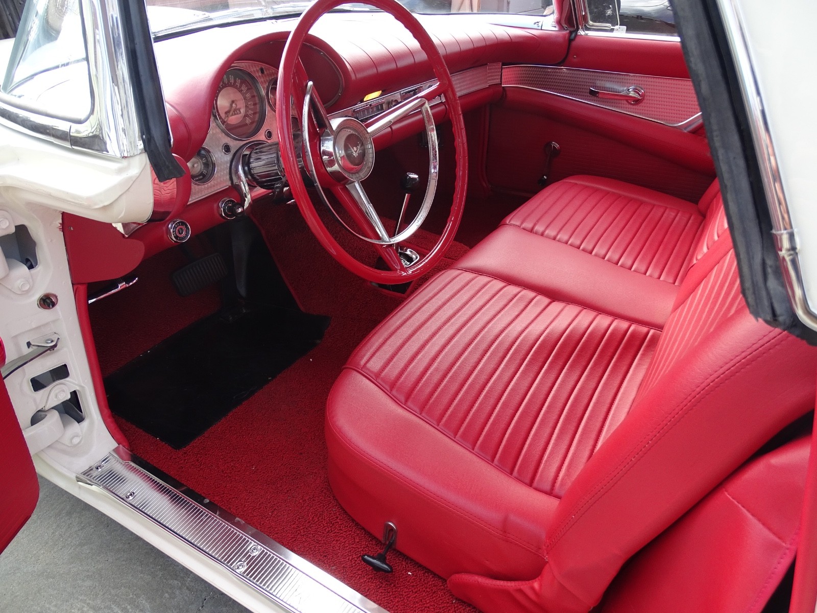 Ford-Thunderbird-1957-Convertible-15