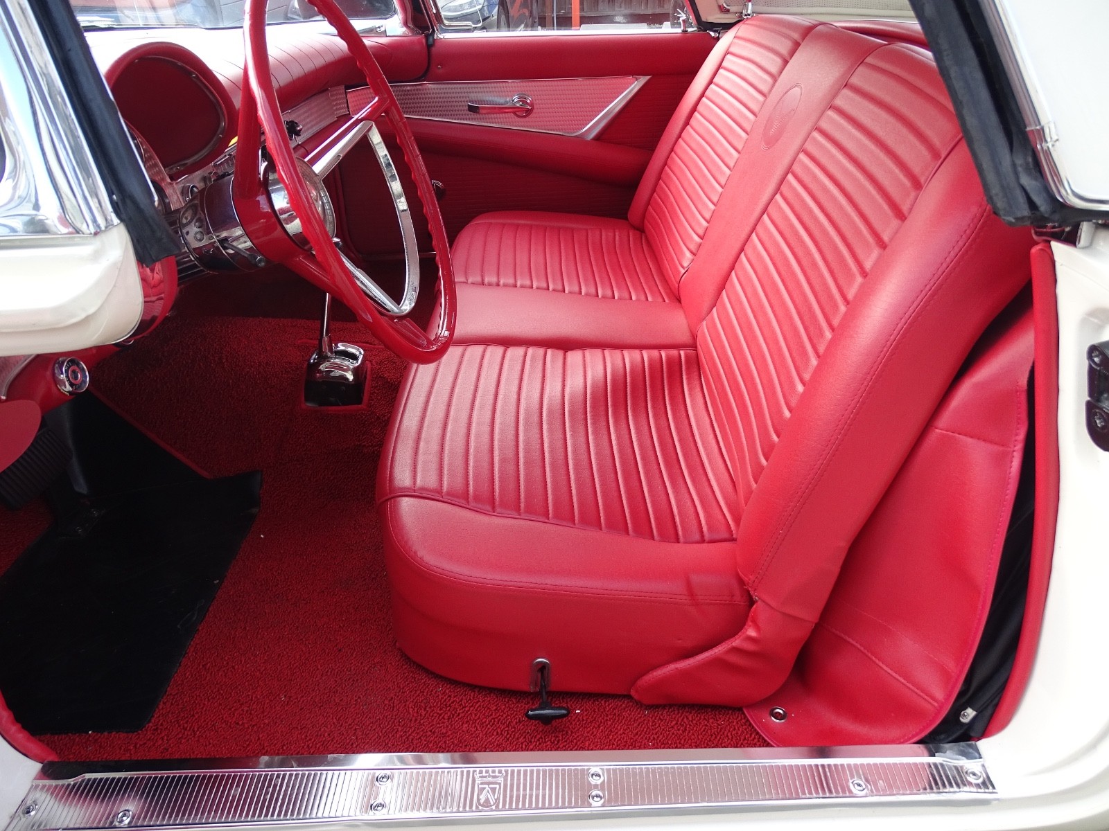 Ford-Thunderbird-1957-Convertible-16