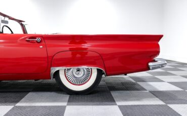 Ford-Thunderbird-1957-Convertible-17
