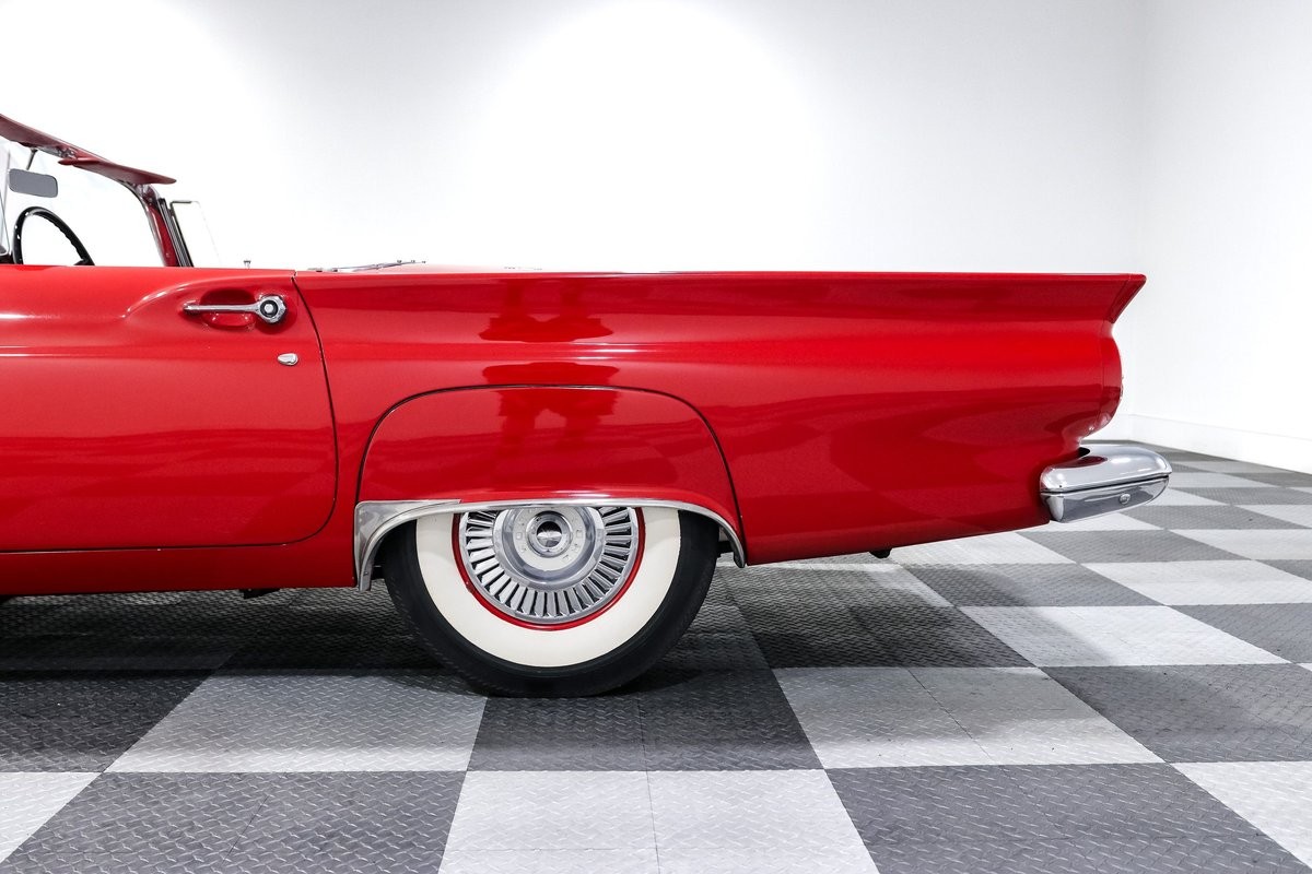 Ford-Thunderbird-1957-Convertible-17