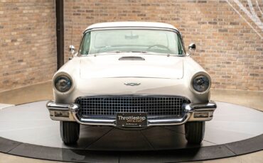 Ford-Thunderbird-1957-Convertible-2