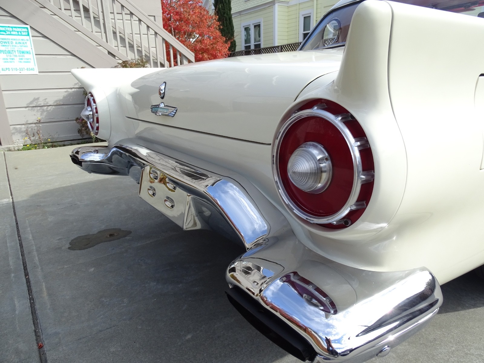 Ford-Thunderbird-1957-Convertible-23
