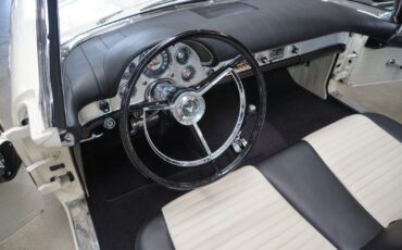 Ford-Thunderbird-1957-Convertible-25