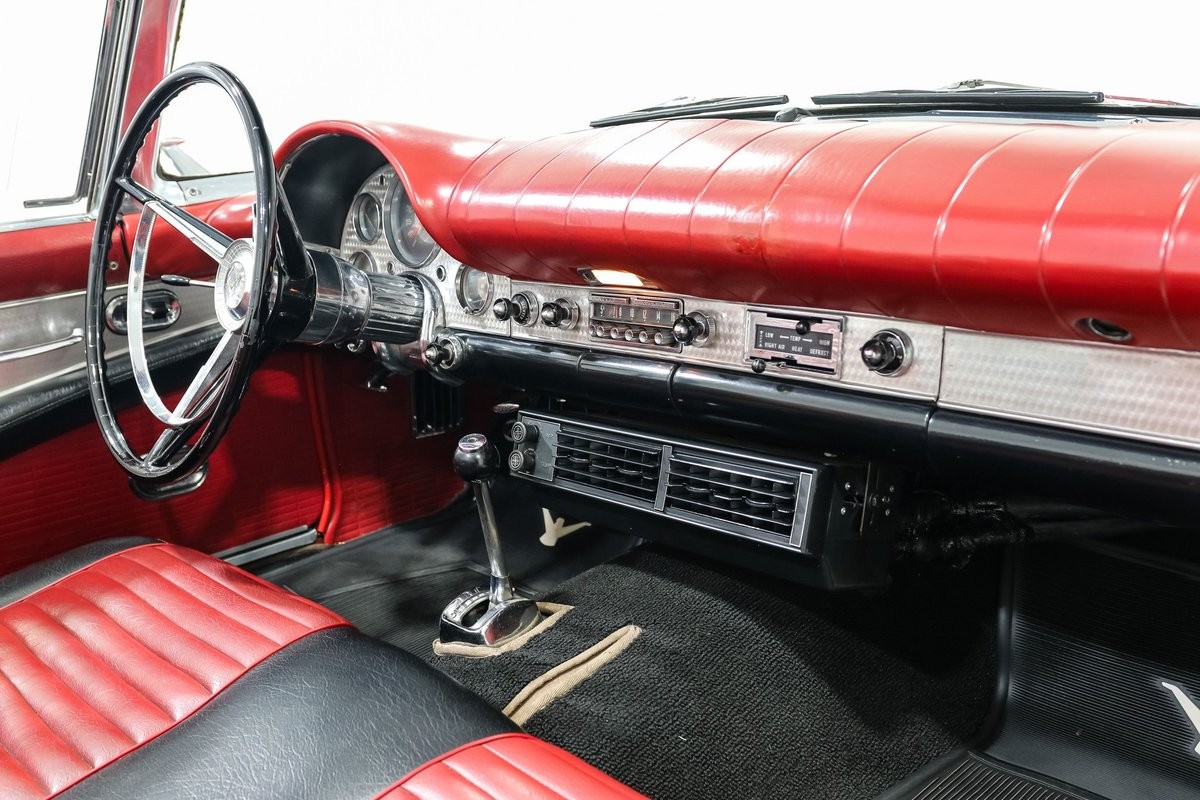 Ford-Thunderbird-1957-Convertible-26