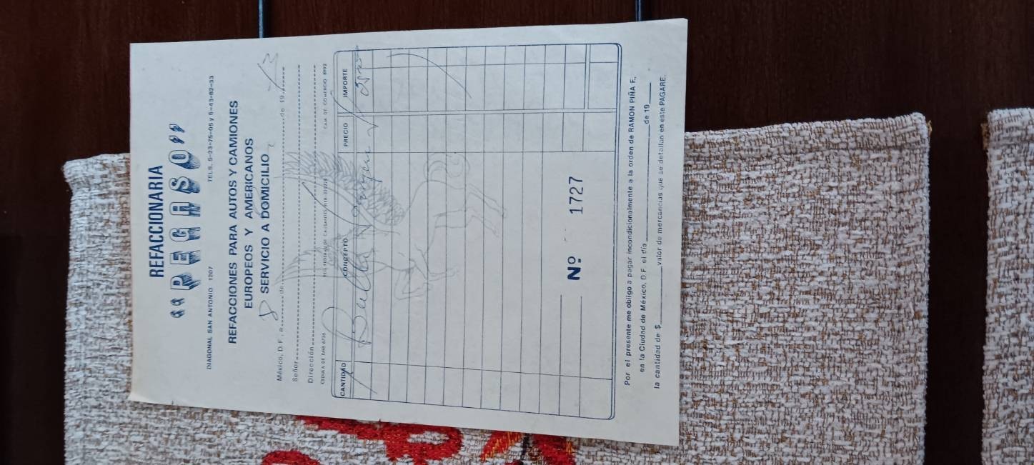 Ford-Thunderbird-1957-Convertible-32