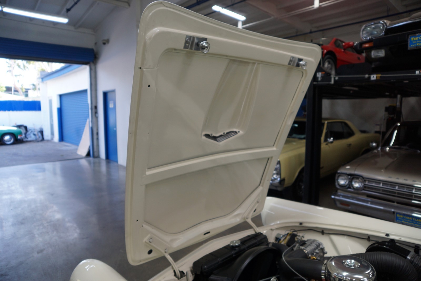 Ford-Thunderbird-1957-Convertible-38