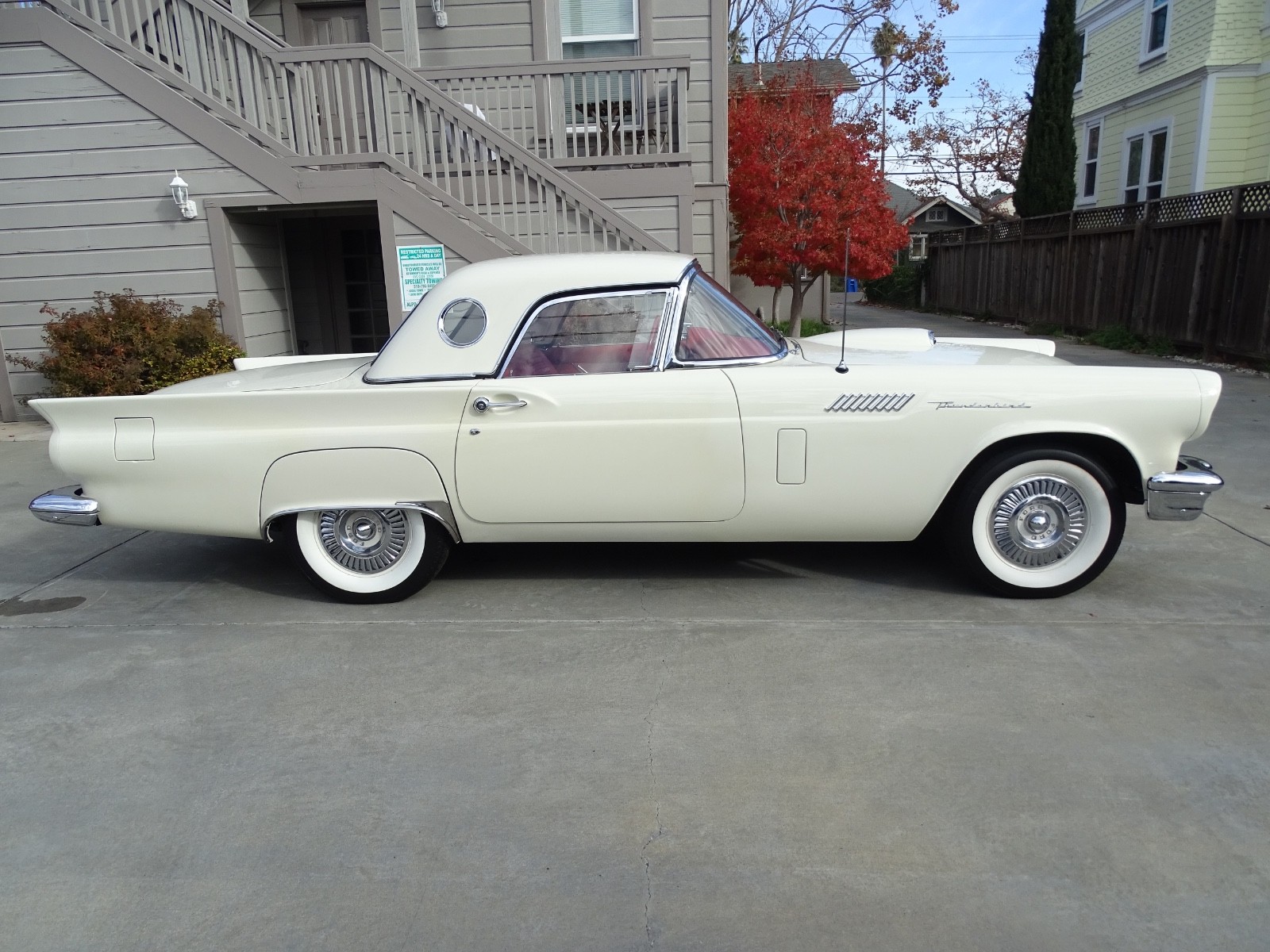 Ford Thunderbird 1957 Convertible