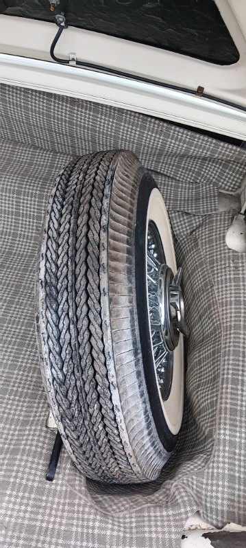 Ford-Thunderbird-1957-Convertible-7