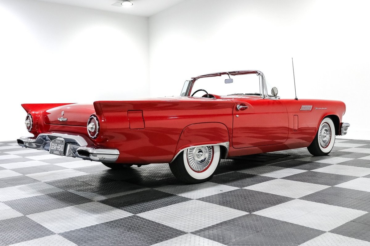 Ford-Thunderbird-1957-Convertible-9