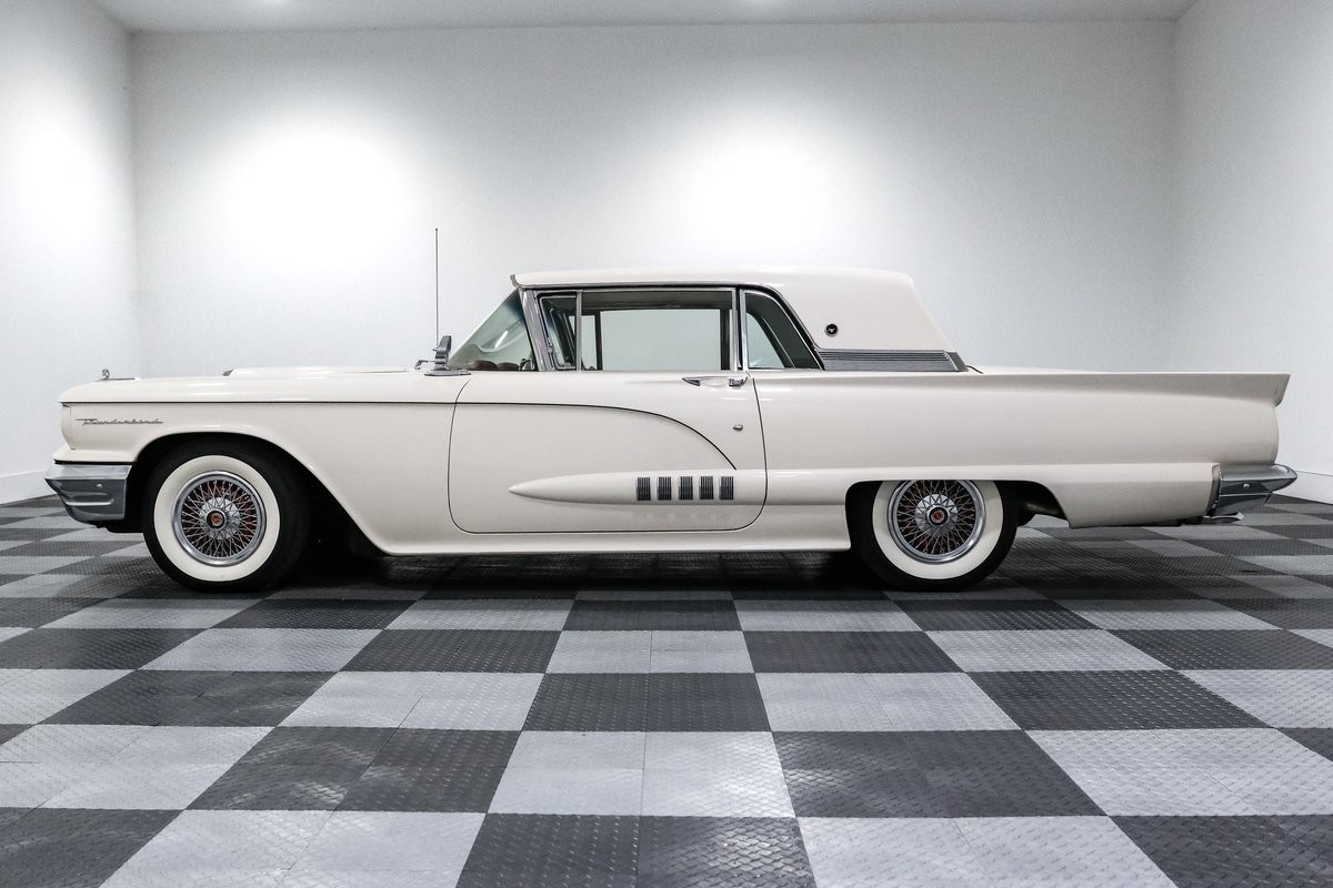 Ford-Thunderbird-1958-Coupe-3