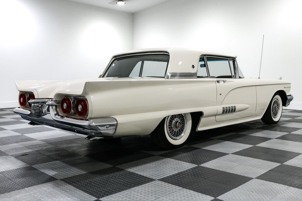 Ford-Thunderbird-1958-Coupe-6