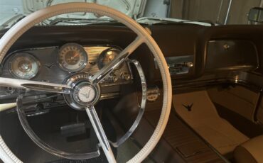 Ford-Thunderbird-1960-Creme-Light-brown-and-crem-6