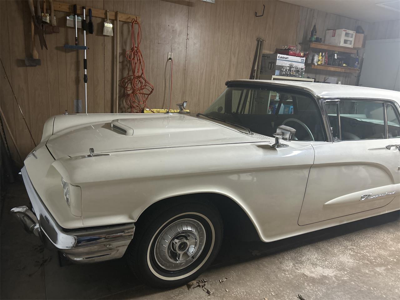 Ford-Thunderbird-1960-Creme-Light-brown-and-crem-7