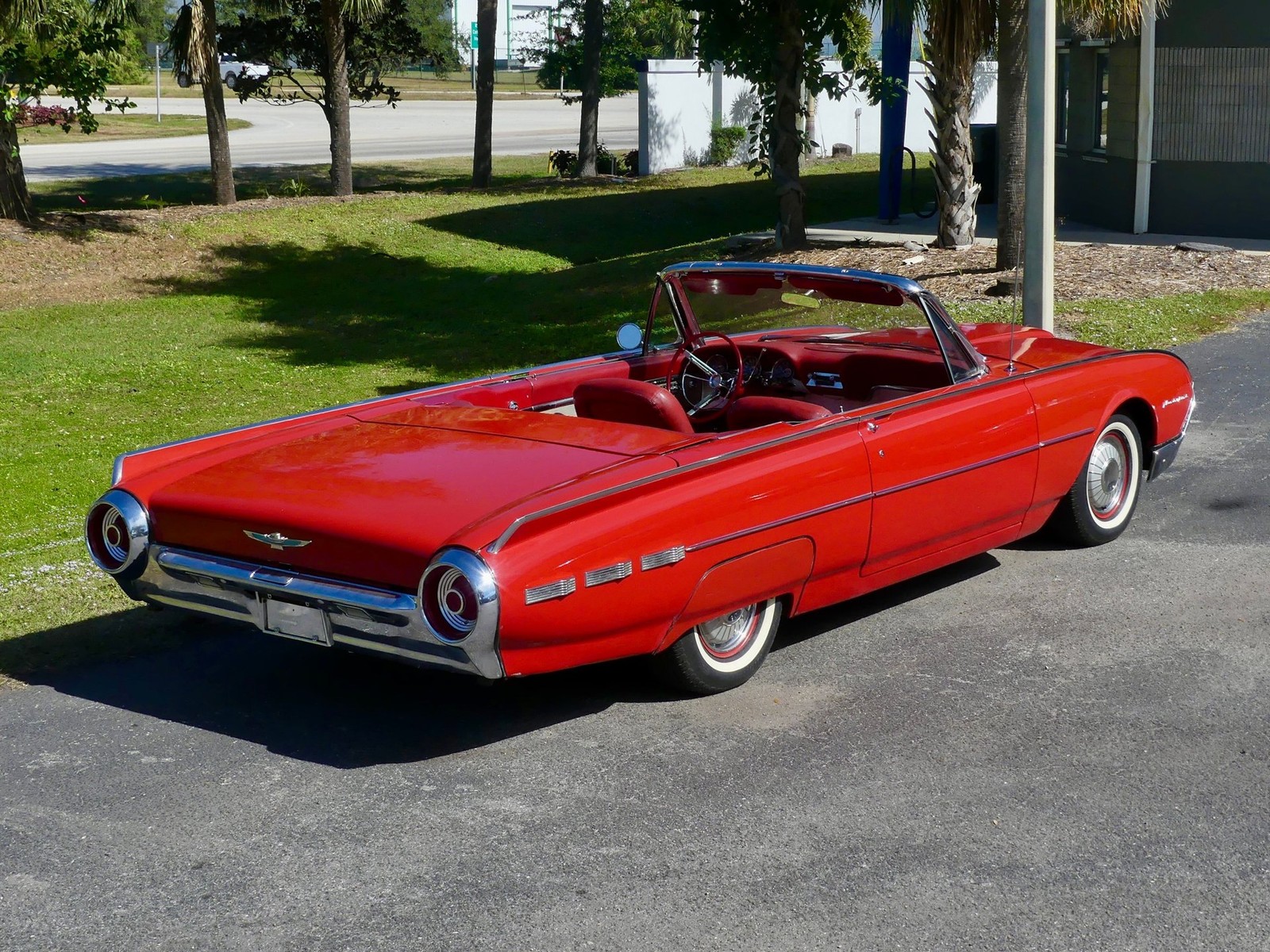 Ford-Thunderbird-1962-Convertible-22