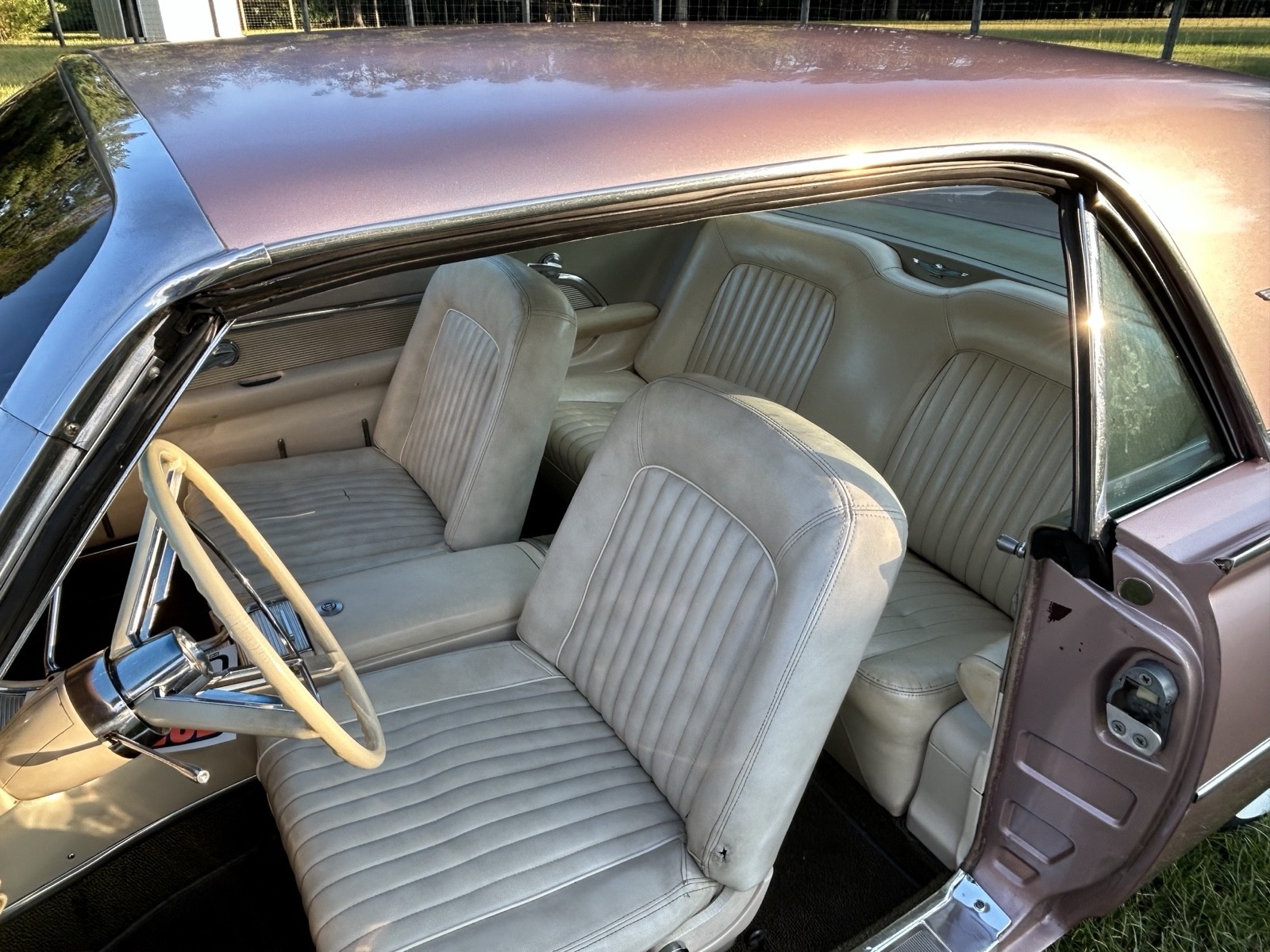 Ford-Thunderbird-1962-Coupe-10