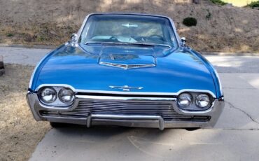 Ford-Thunderbird-1962-Coupe