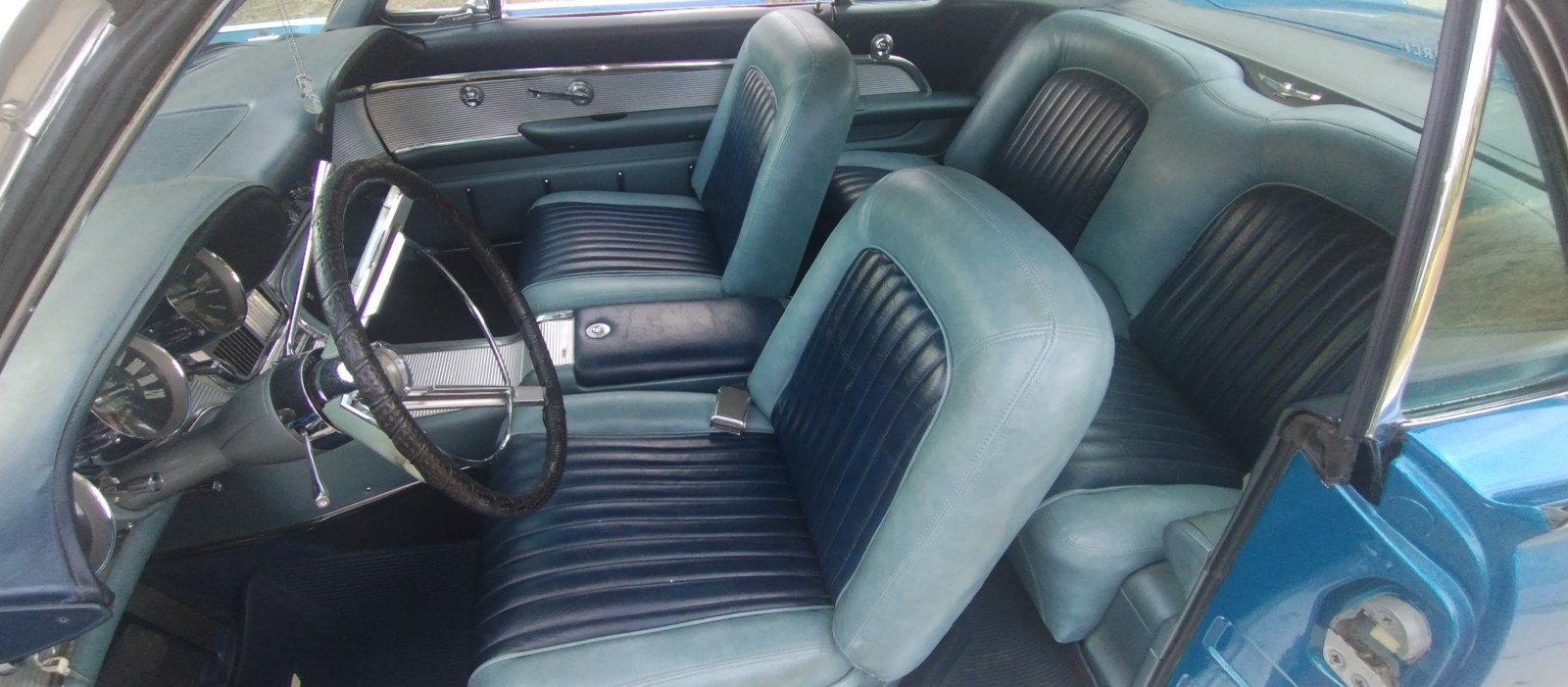 Ford-Thunderbird-1962-Coupe-8