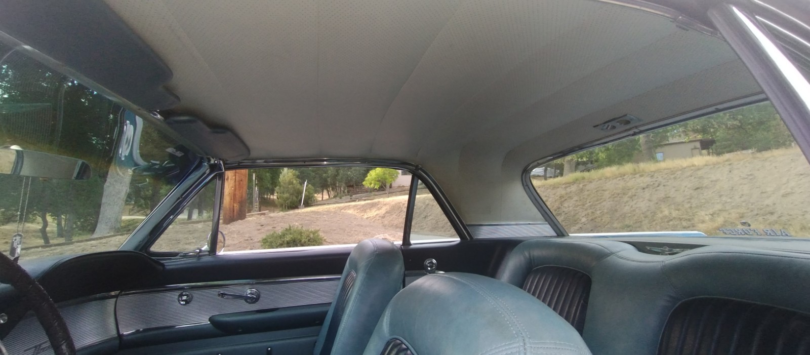 Ford-Thunderbird-1962-Coupe-9