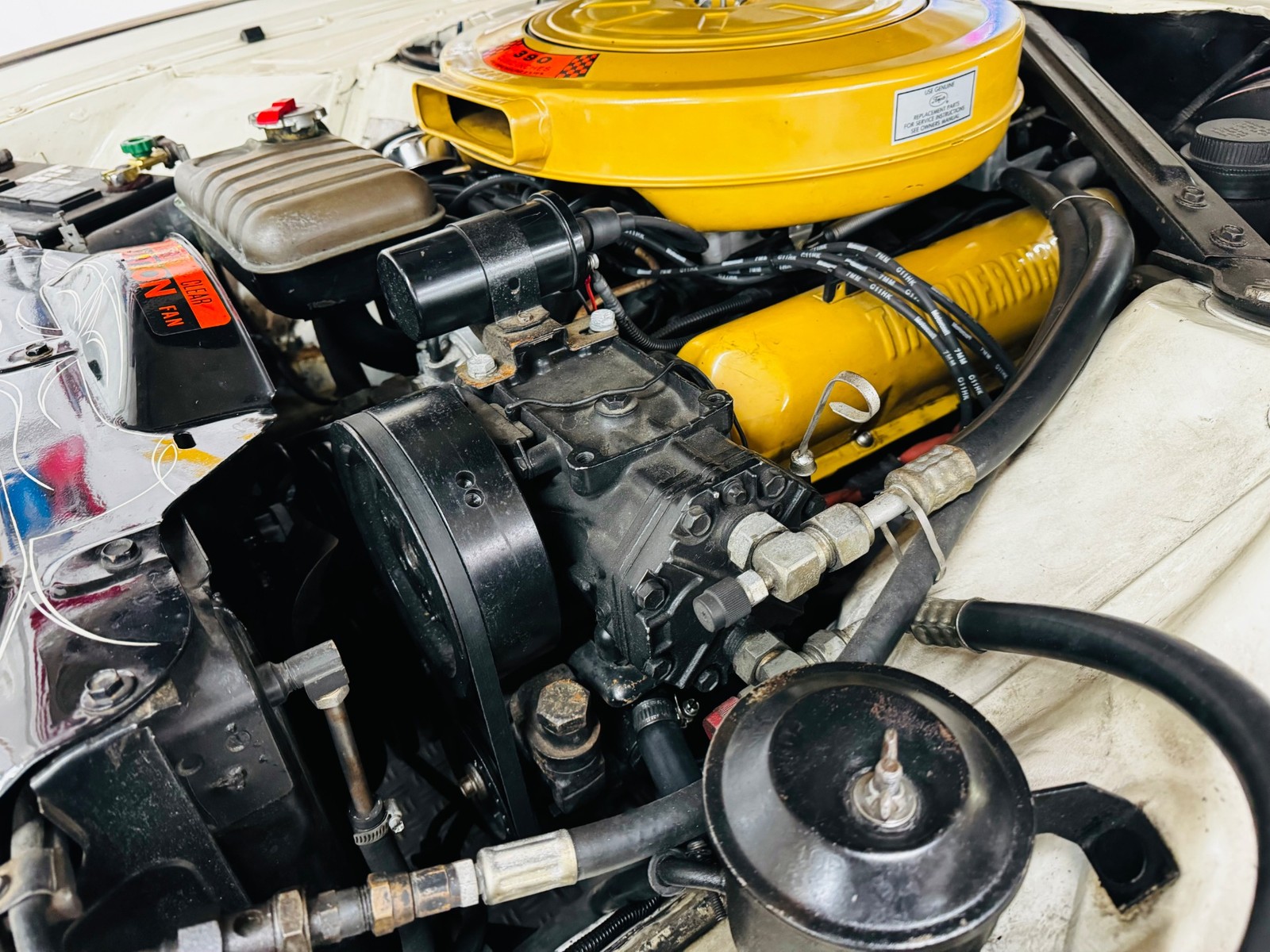 Ford-Thunderbird-1963-Coupe-13