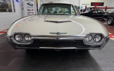 Ford-Thunderbird-1963-Coupe-7