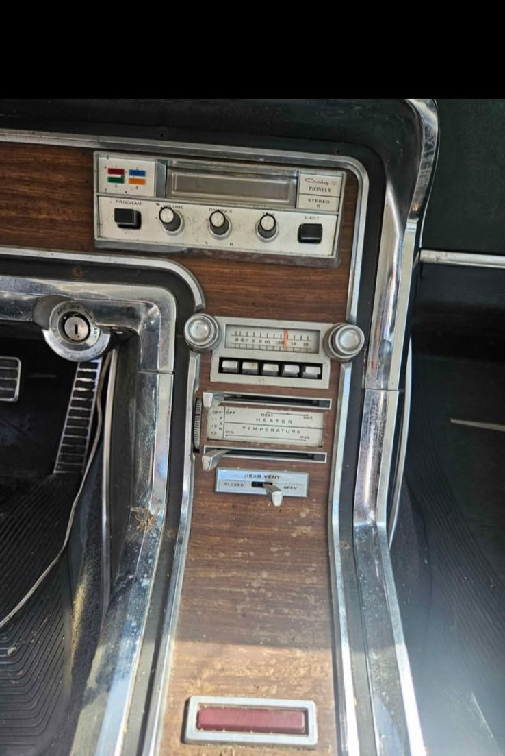 Ford-Thunderbird-1964-17