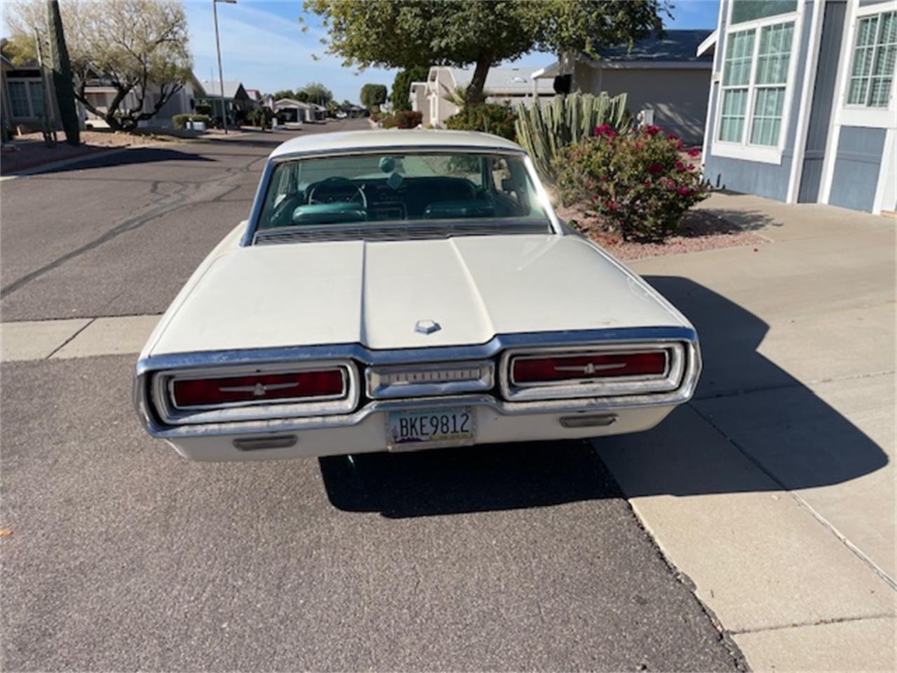 Ford-Thunderbird-1964-White-Turquoise-2