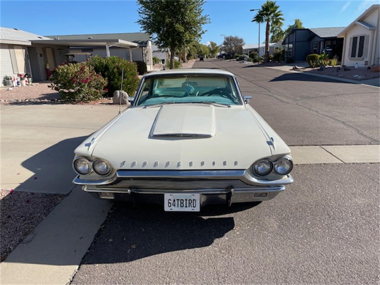 Ford-Thunderbird-1964-White-Turquoise-3