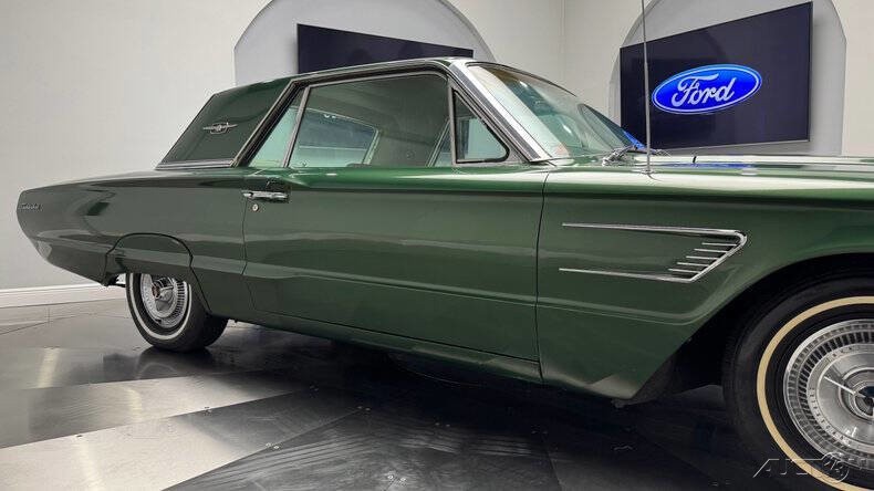 Ford-Thunderbird-1965-10