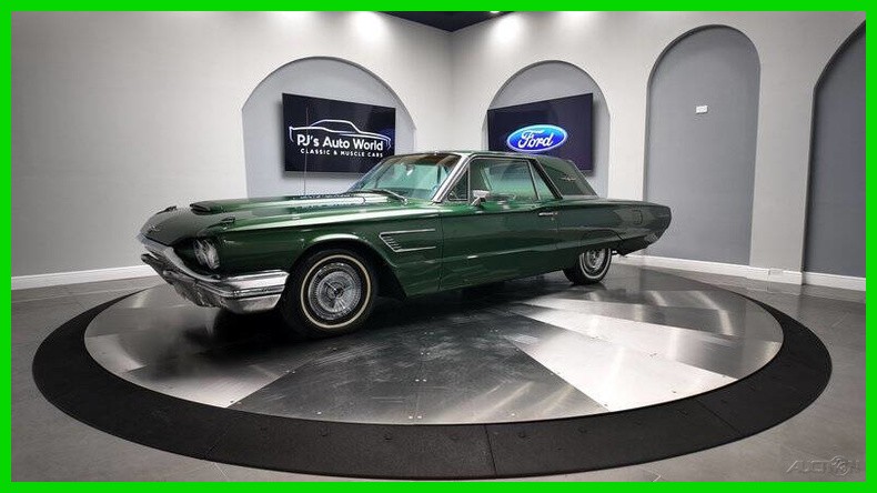 Ford-Thunderbird-1965