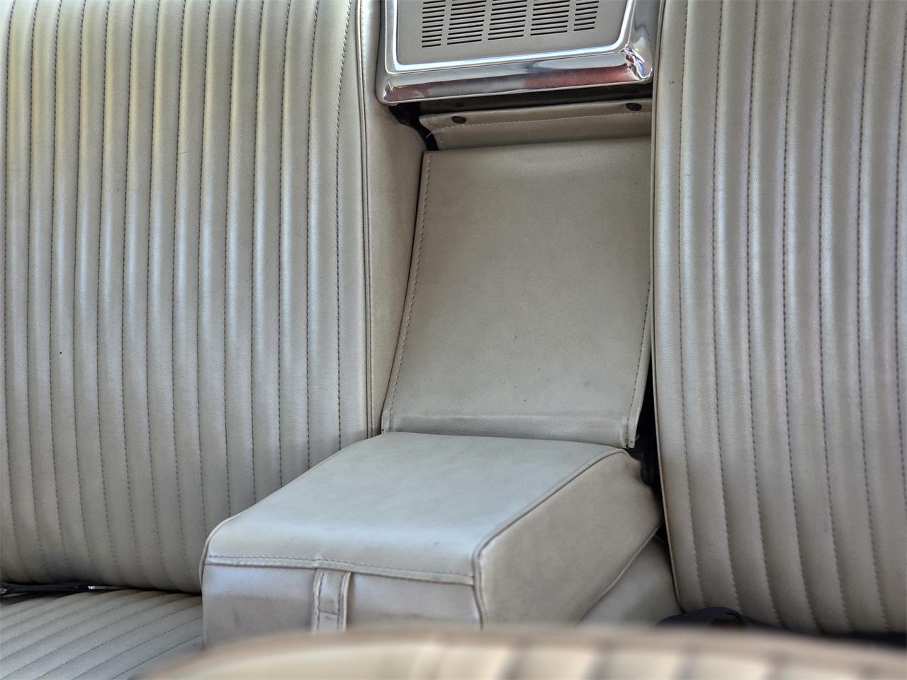 Ford-Thunderbird-1965-Burnt-orange-Ivory-8