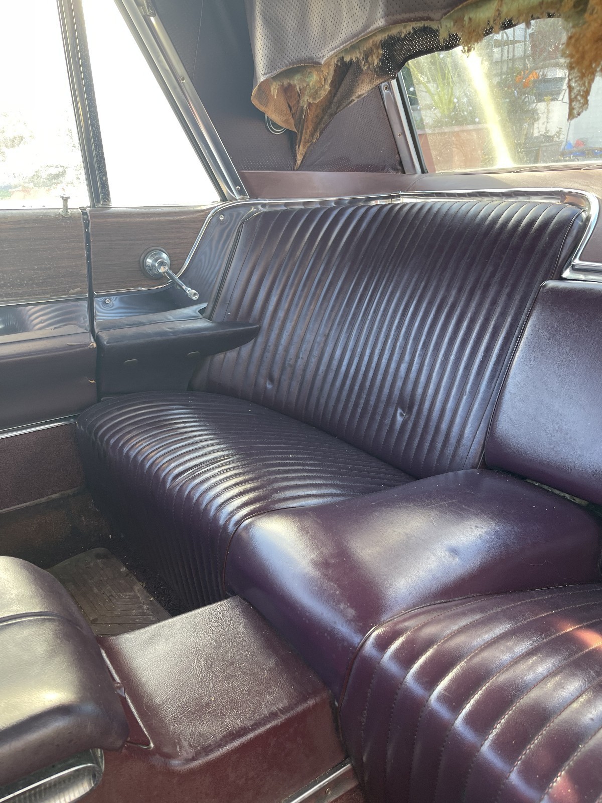 Ford-Thunderbird-1965-Coupe-11