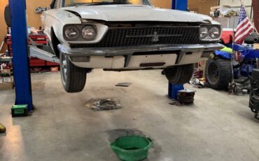 Ford-Thunderbird-1966