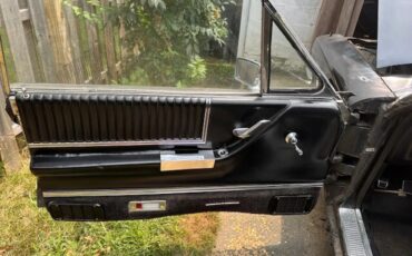 Ford-Thunderbird-1966-Black-Black-11