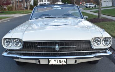 Ford-Thunderbird-1966-Convertible-2