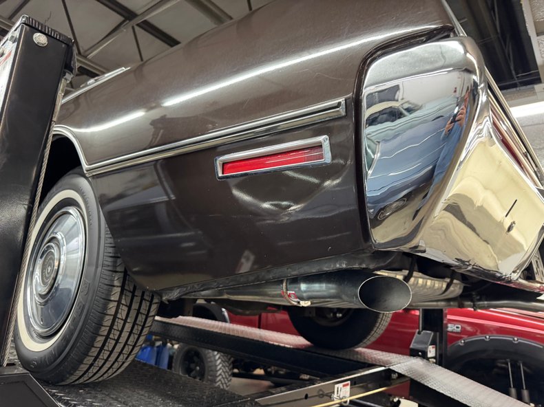 Ford-Thunderbird-1972-Dark-Brown-Metallic-Ginger-10