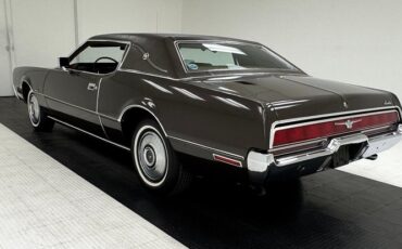 Ford-Thunderbird-1972-Dark-Brown-Metallic-Ginger-13