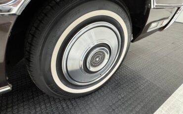 Ford-Thunderbird-1972-Dark-Brown-Metallic-Ginger-2