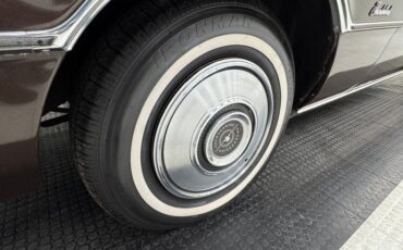 Ford-Thunderbird-1972-Dark-Brown-Metallic-Ginger-22