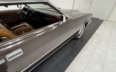 Ford-Thunderbird-1972-Dark-Brown-Metallic-Ginger-3