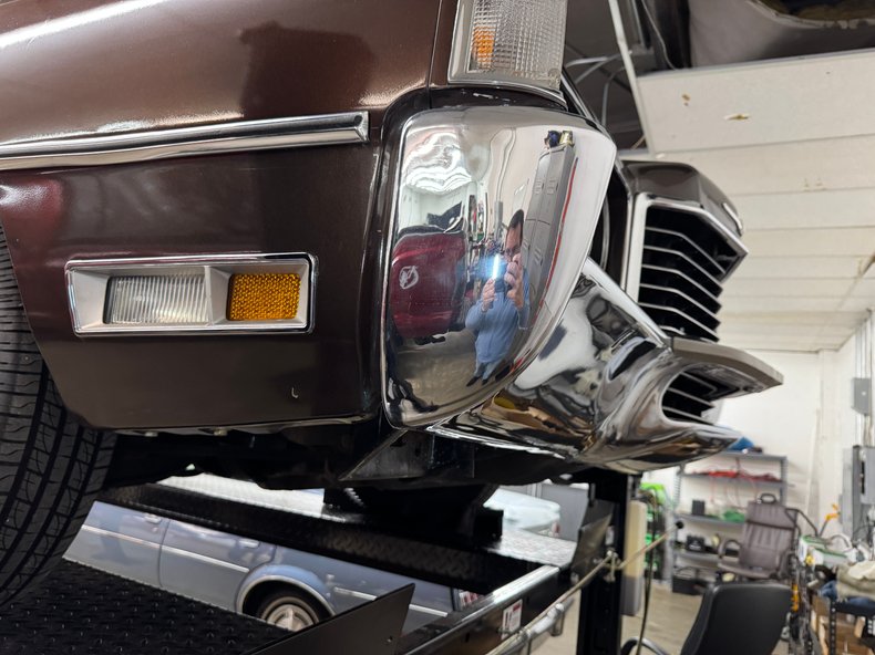 Ford-Thunderbird-1972-Dark-Brown-Metallic-Ginger-42