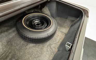 Ford-Thunderbird-1972-Dark-Brown-Metallic-Ginger-49