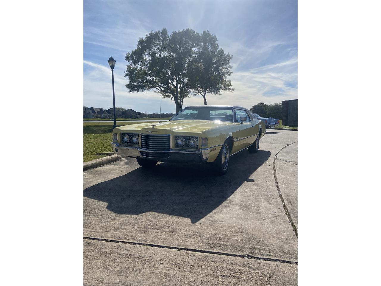 Ford-Thunderbird-1972-Yellow-Brown-1