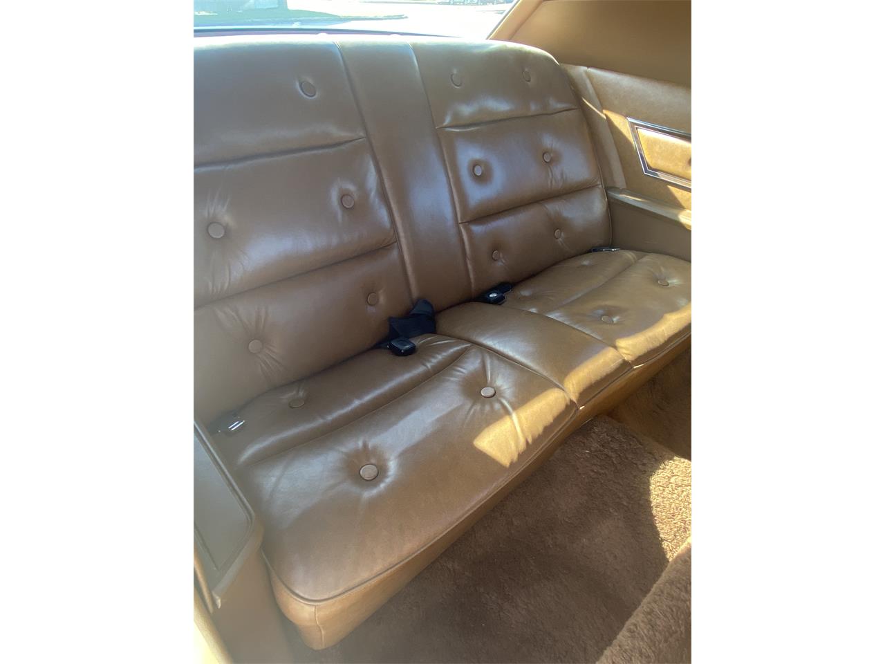 Ford-Thunderbird-1972-Yellow-Brown-15