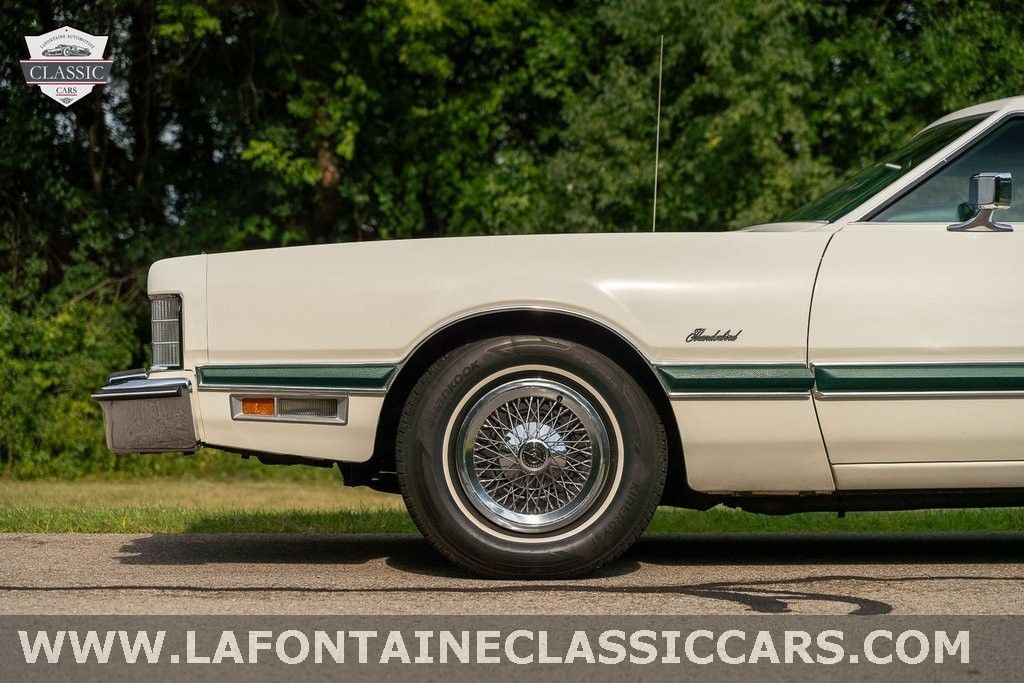 Ford-Thunderbird-1976-22