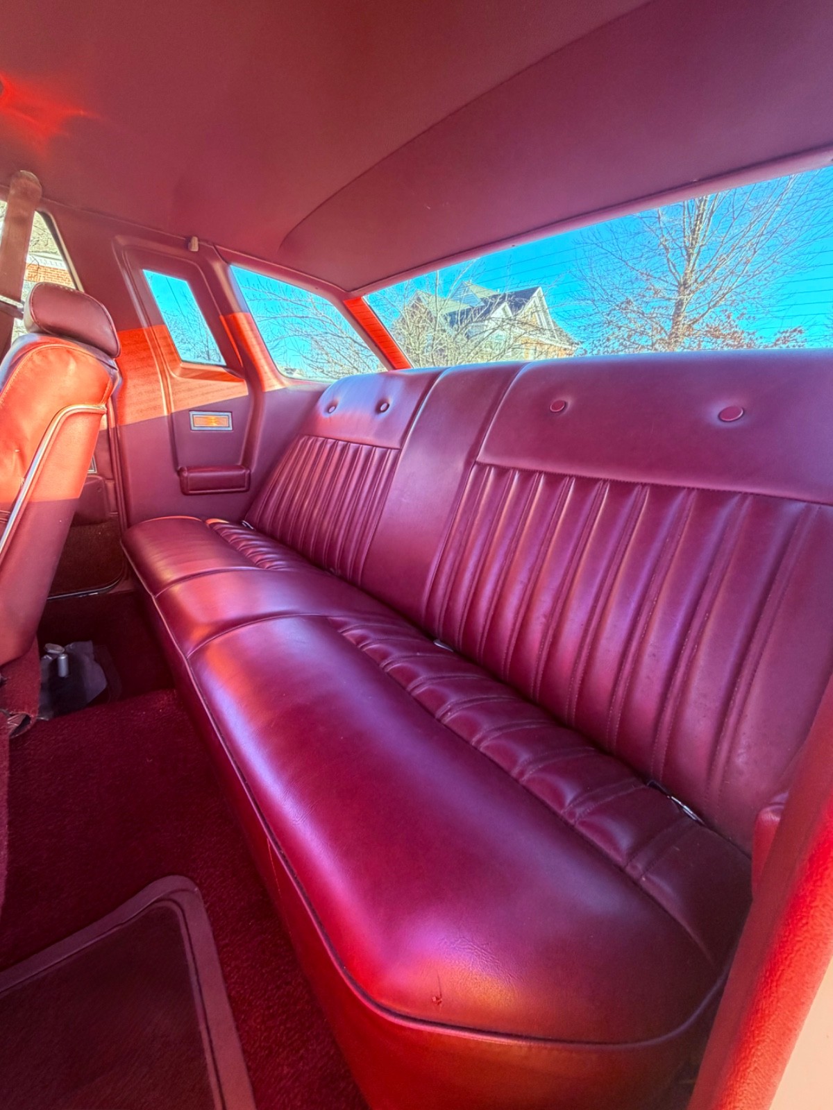 Ford-Thunderbird-1977-Coupe-25