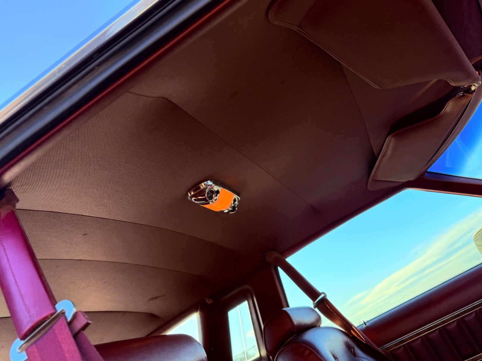 Ford-Thunderbird-1977-Coupe-29