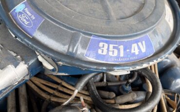 Ford-Thunderbird-1977-Coupe-38