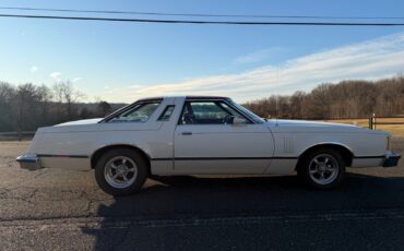 Ford-Thunderbird-1977-Coupe-4