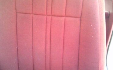 Ford-Thunderbird-1985-Sedan-21